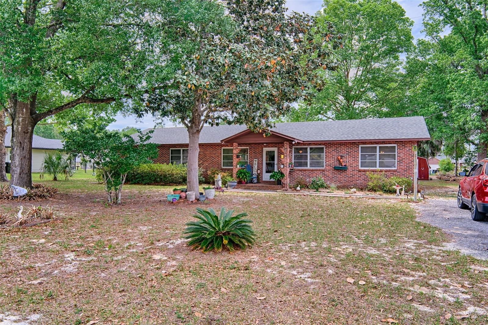 ERVIN TRIEST DEVELOPMENT - Residential