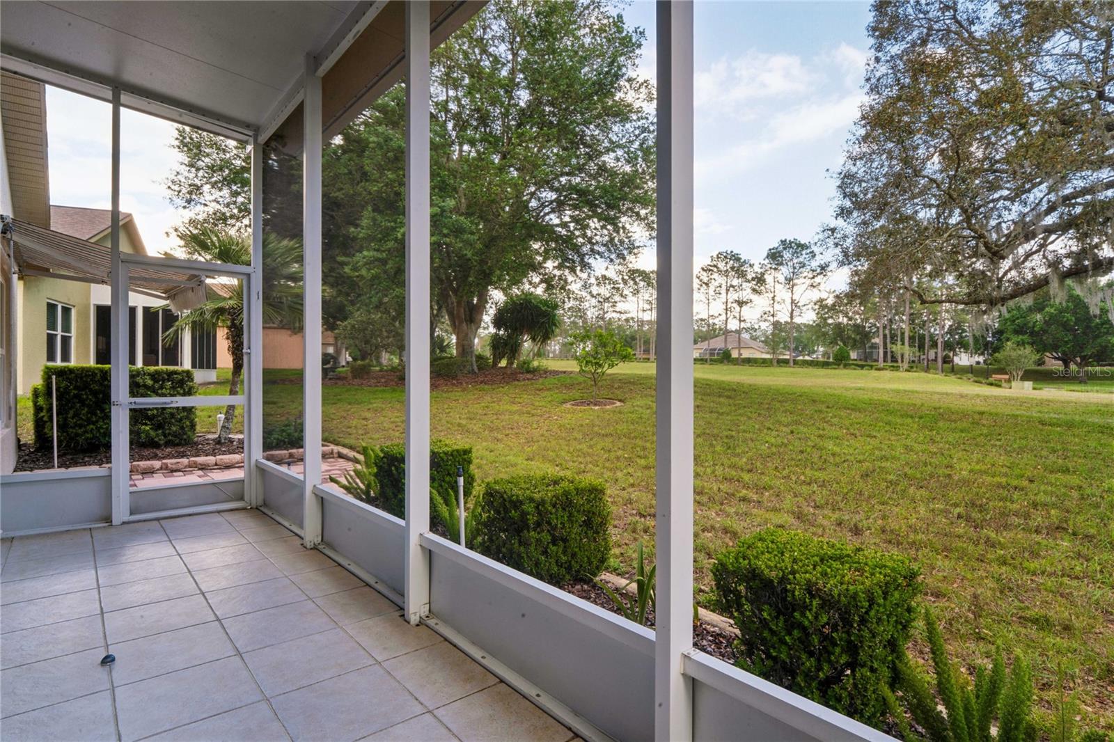 WELLINGTON AT SEVEN HILLS PH5A - Residential