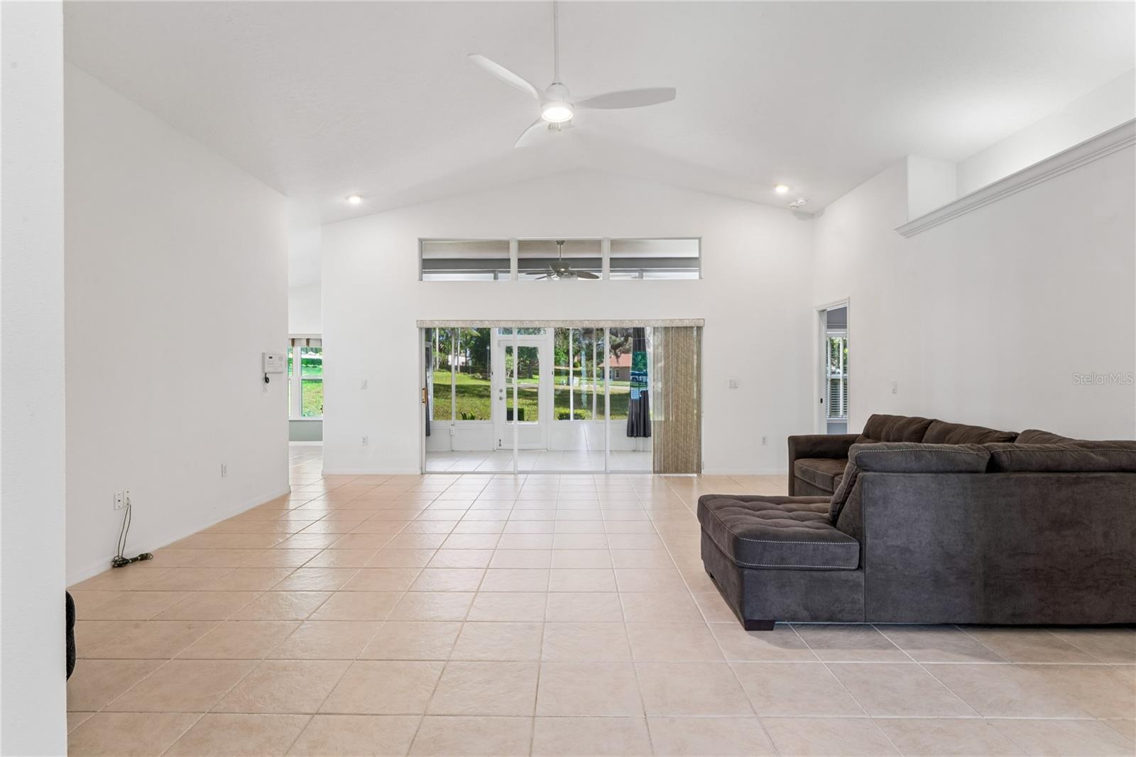 WELLINGTON AT SEVEN HILLS PH5A - Residential