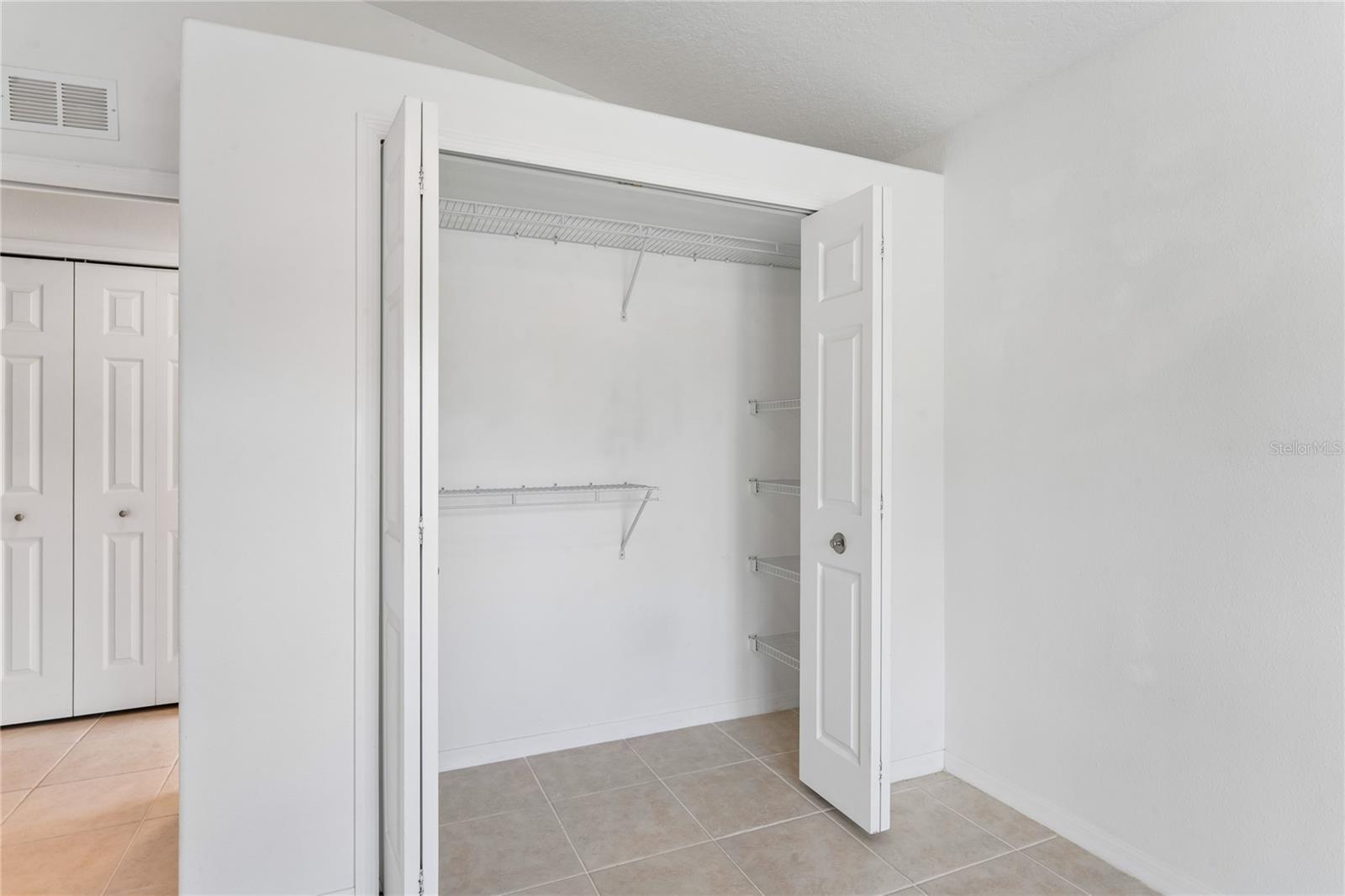 WELLINGTON AT SEVEN HILLS PH5A - Residential