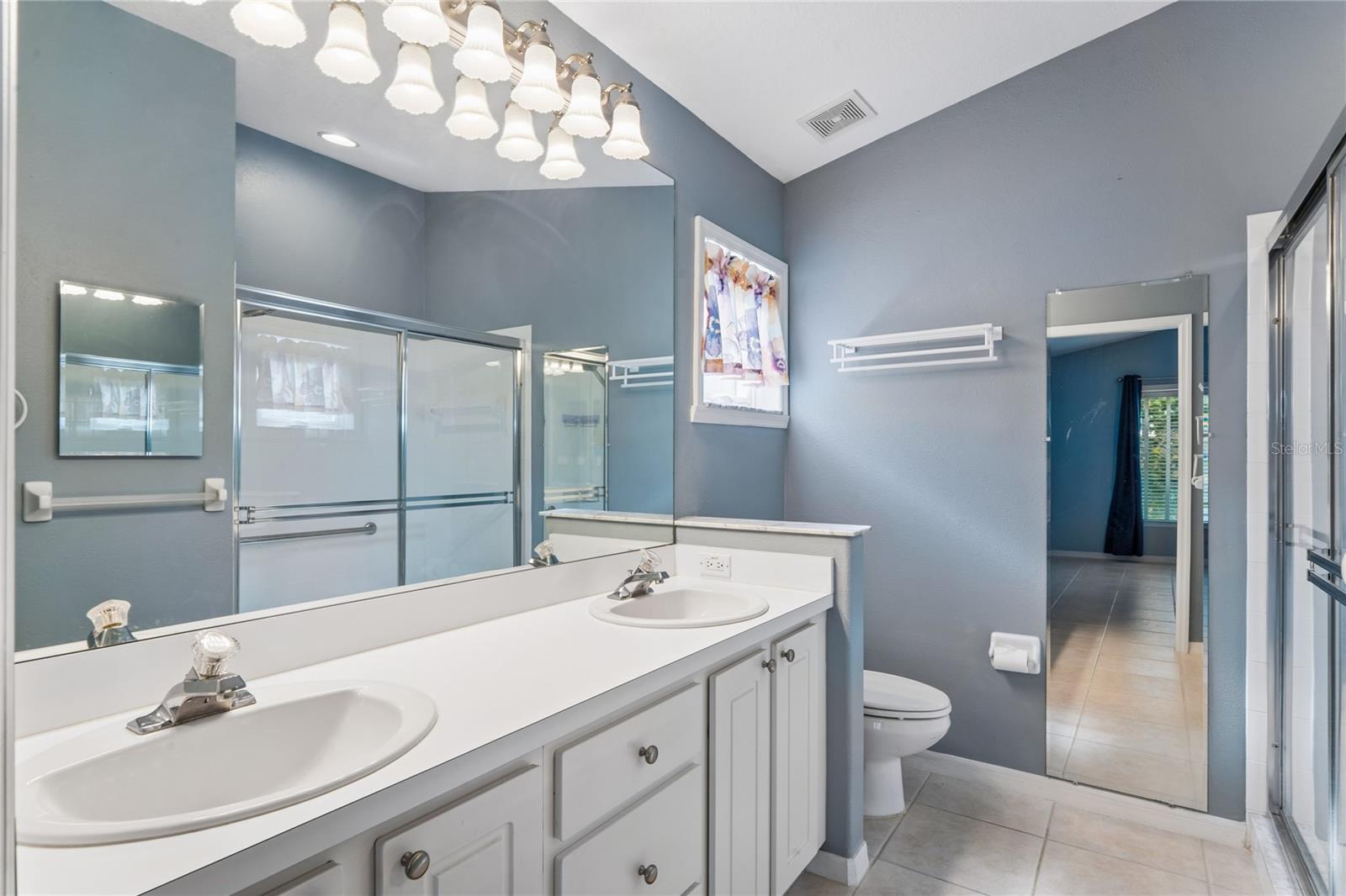 WELLINGTON AT SEVEN HILLS PH5A - Residential