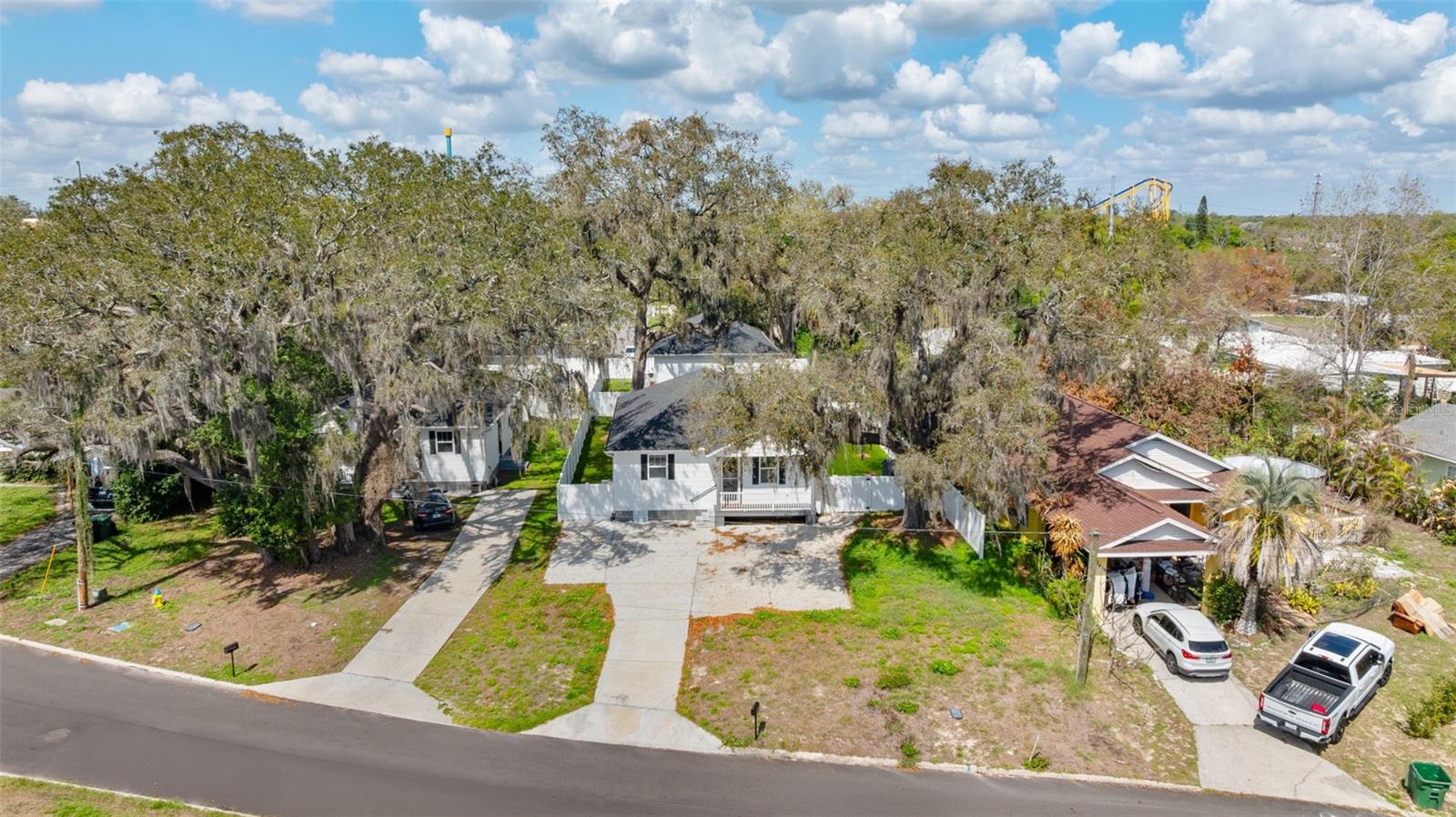 ELIZABETH COURT - Residential