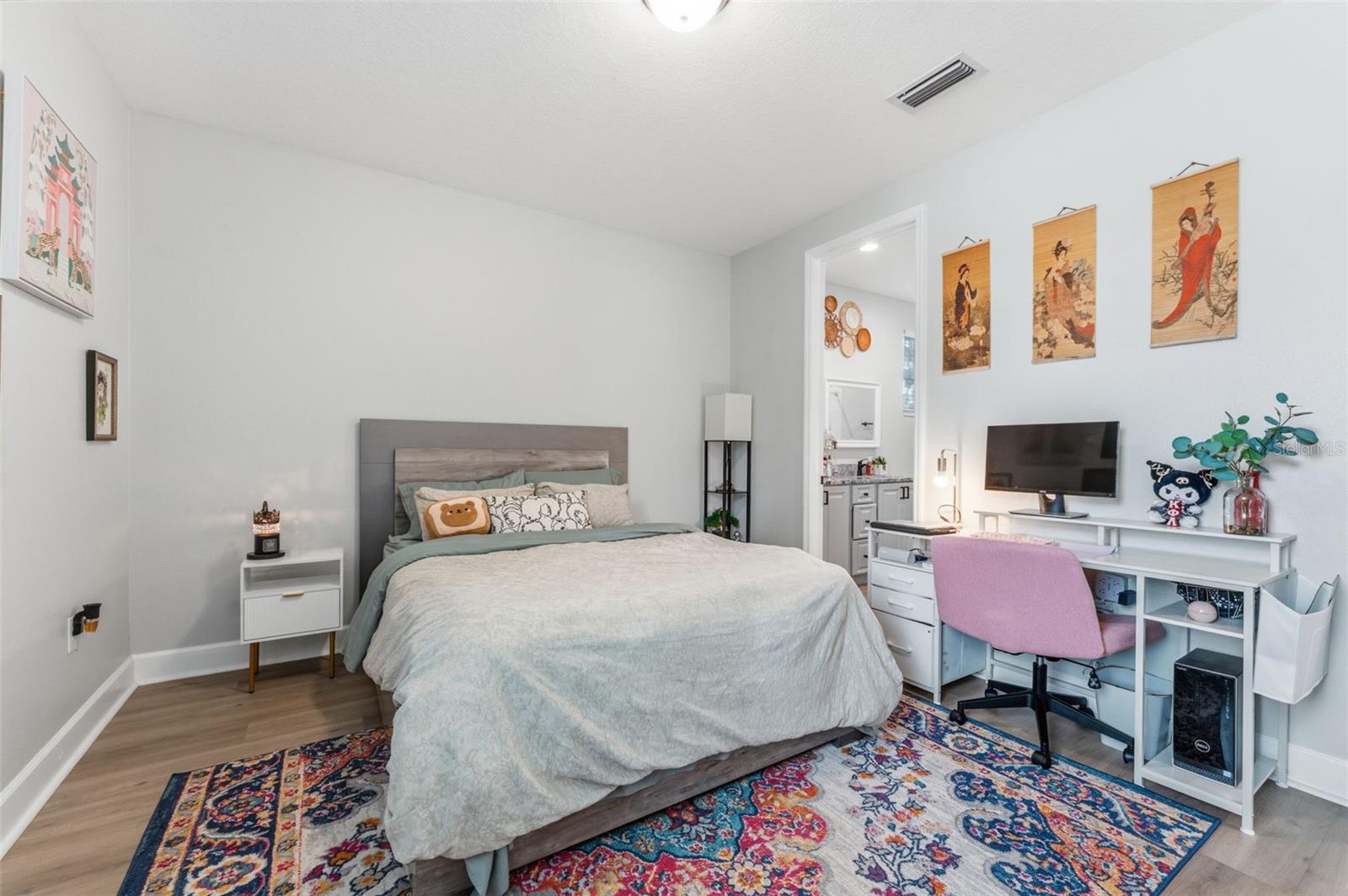 ELIZABETH COURT - Residential