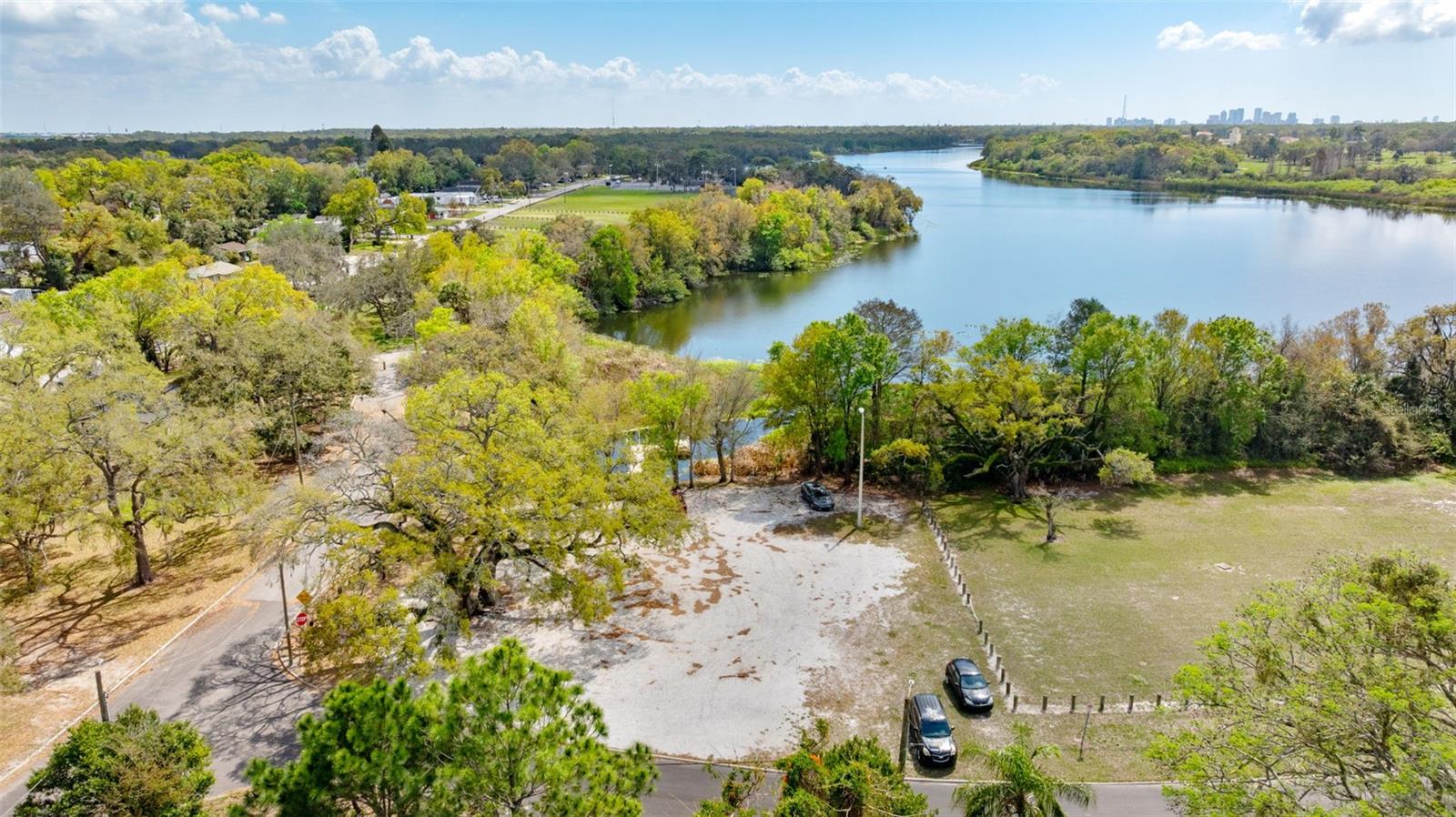 ELIZABETH COURT - Residential