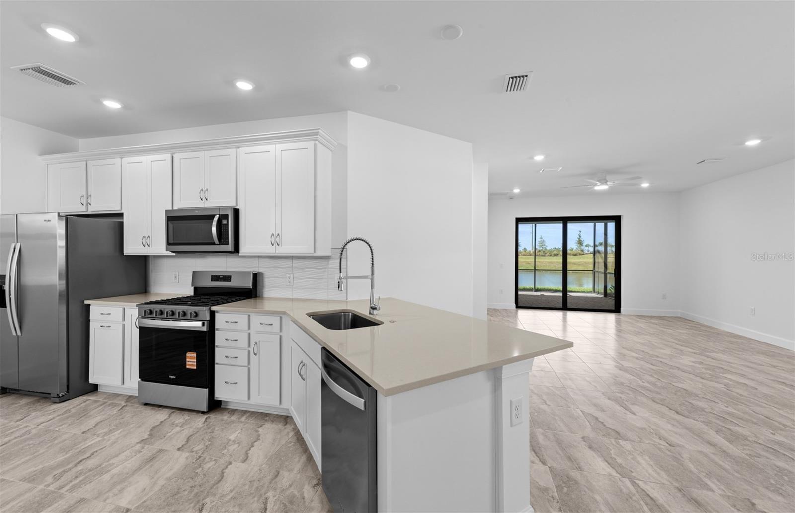 4632; DEL WEBB CATALINA AT LAKEWOOD RANCH - Residential