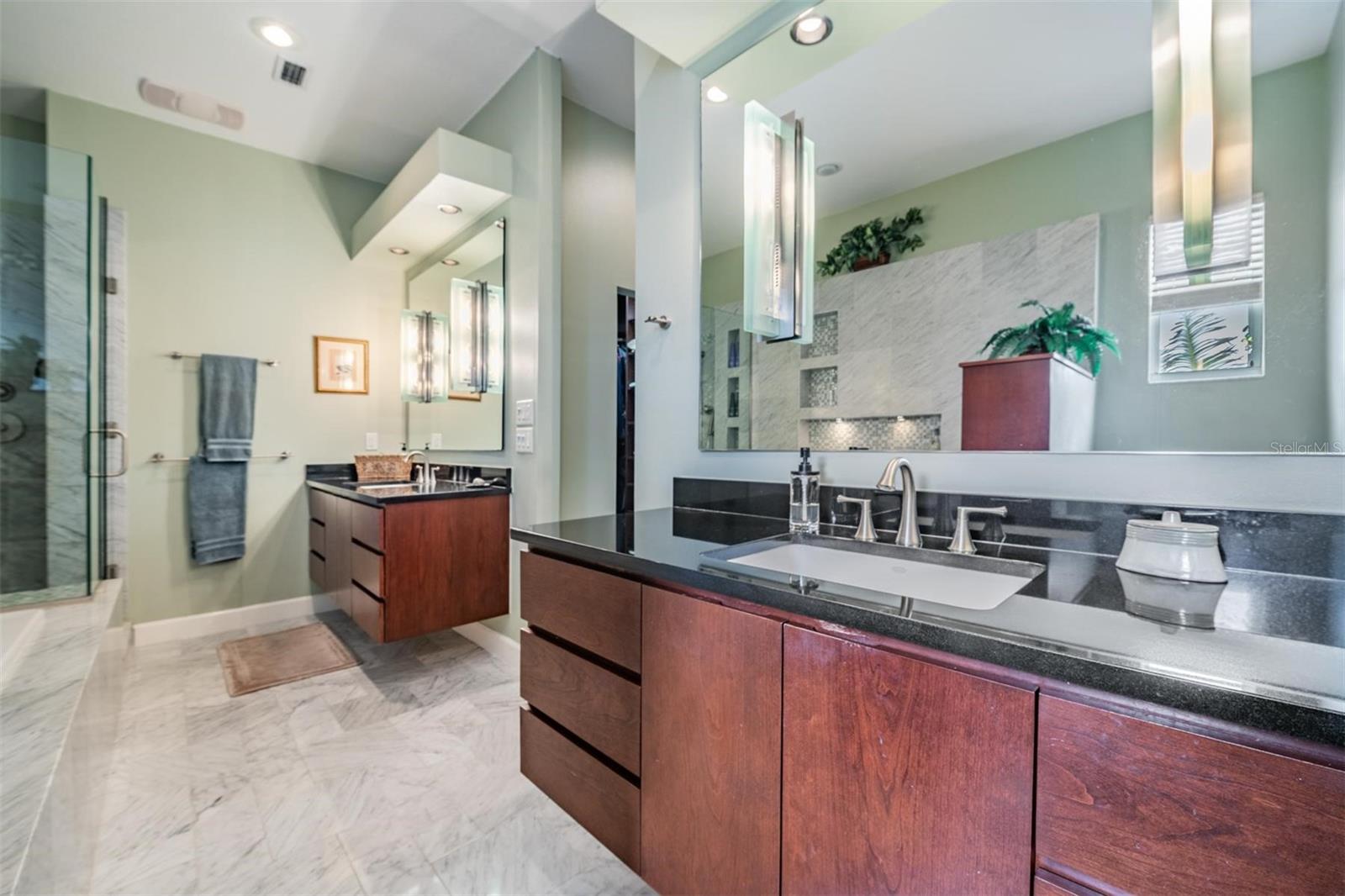 INDIAN BLUFF ISLAND 3RD ADD - Residential