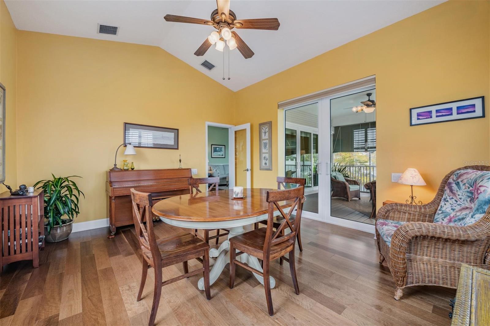 INDIAN BLUFF ISLAND 3RD ADD - Residential