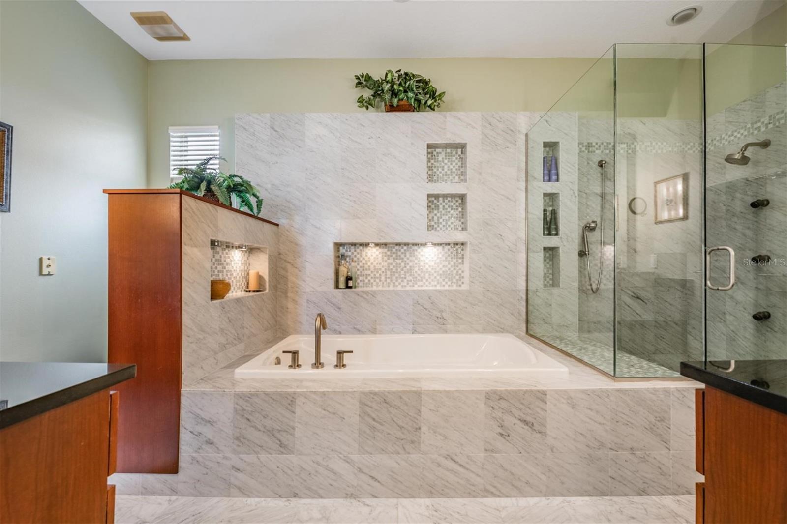 INDIAN BLUFF ISLAND 3RD ADD - Residential