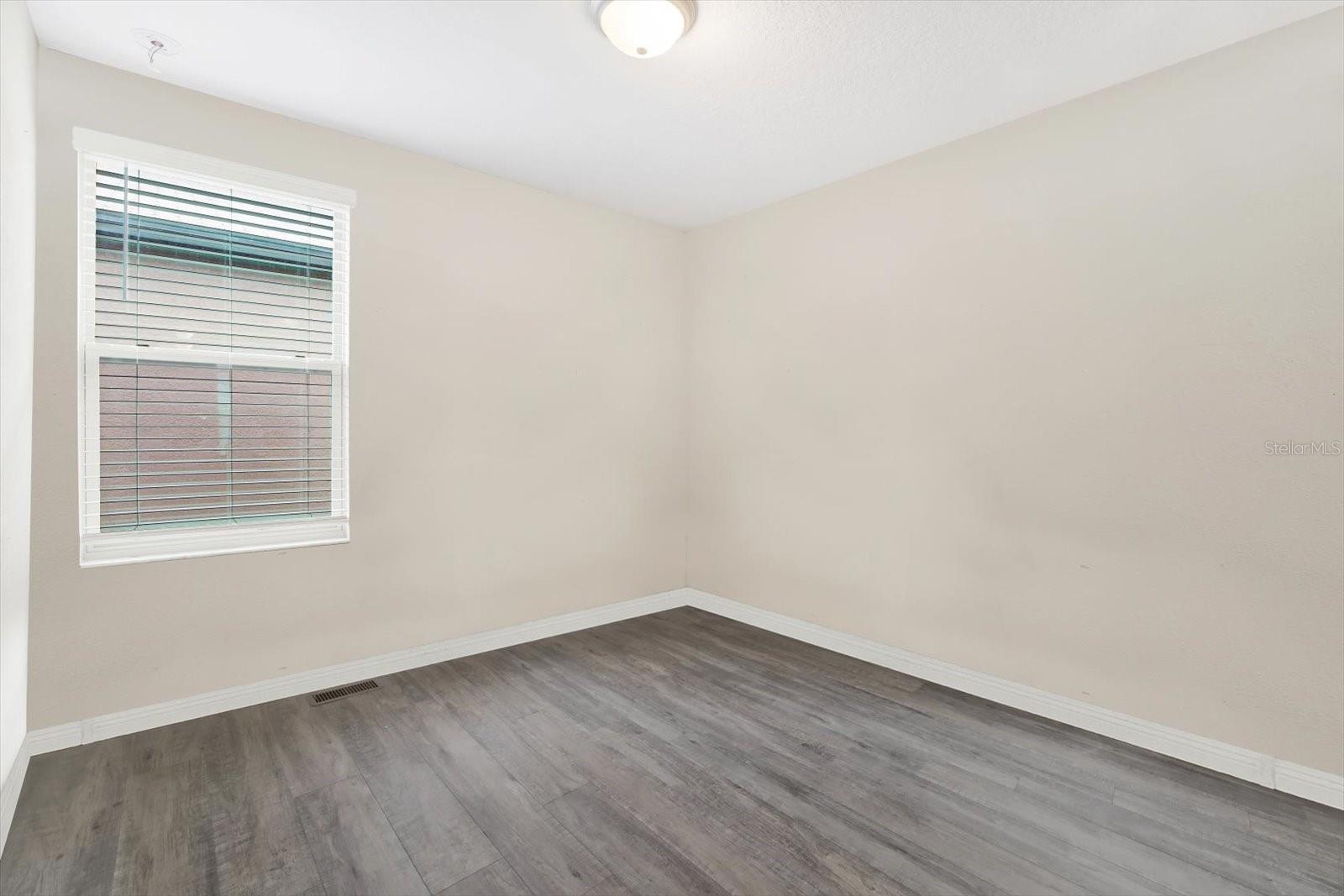 Photo 15 of 30 of 7412 PEARLY EVERLASTING AVENUE house