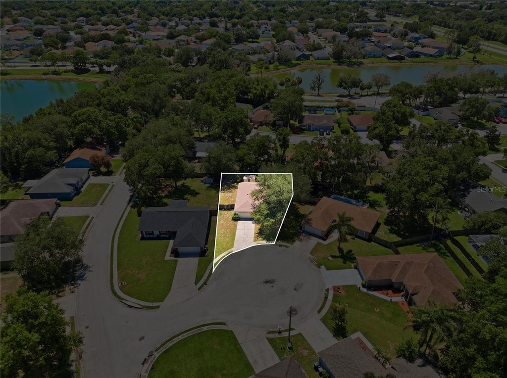 Photo of 2614 Sundance Court, Mulberry, FL 33860 (MLS # P4939359)