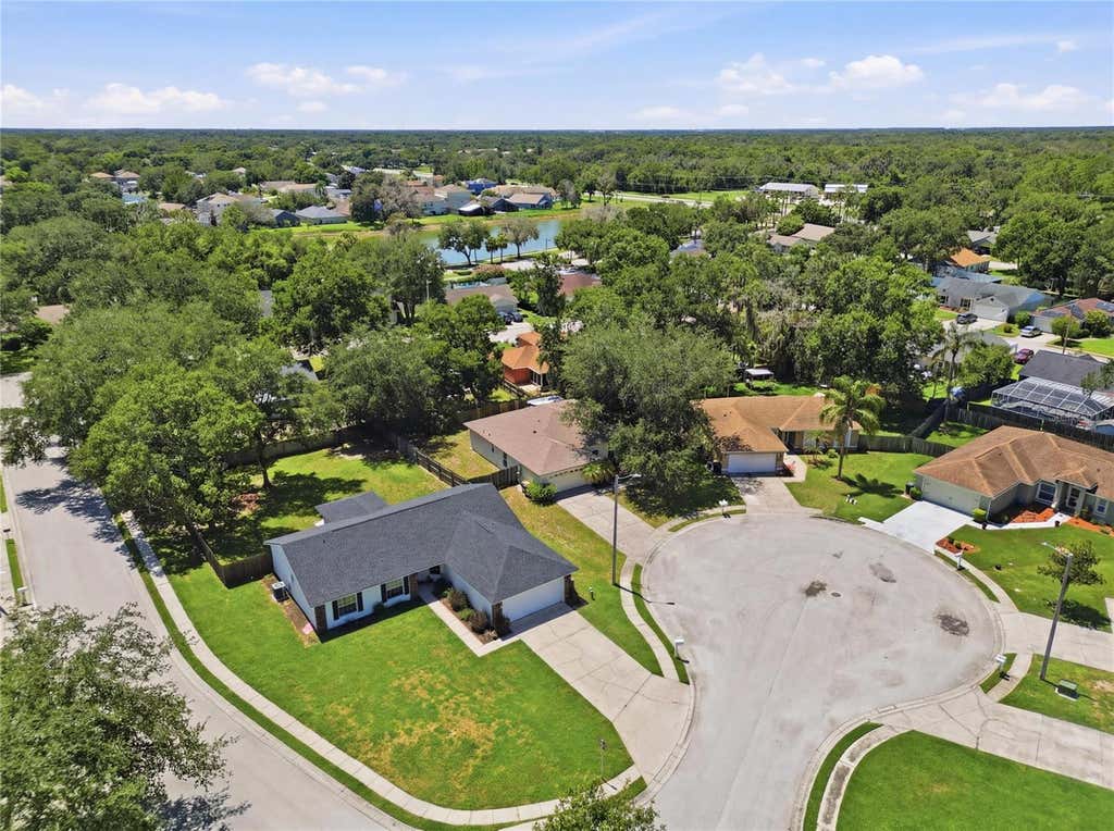 Photo of 2614 Sundance Court, Mulberry, FL 33860 (MLS # P4939359)