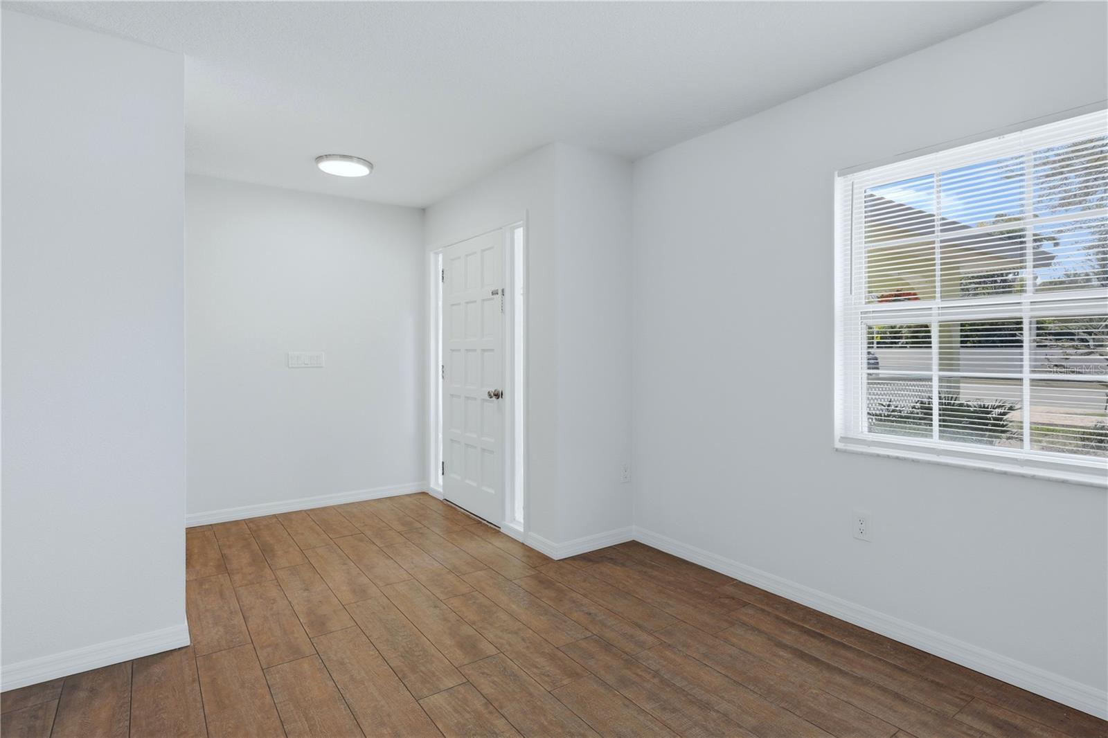 SARASOTA VENICE CO 11 37 18 - Residential