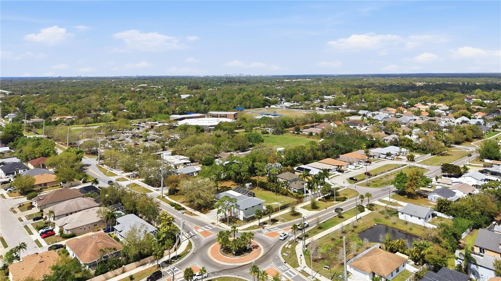 SARASOTA VENICE CO 11 37 18 - Residential
