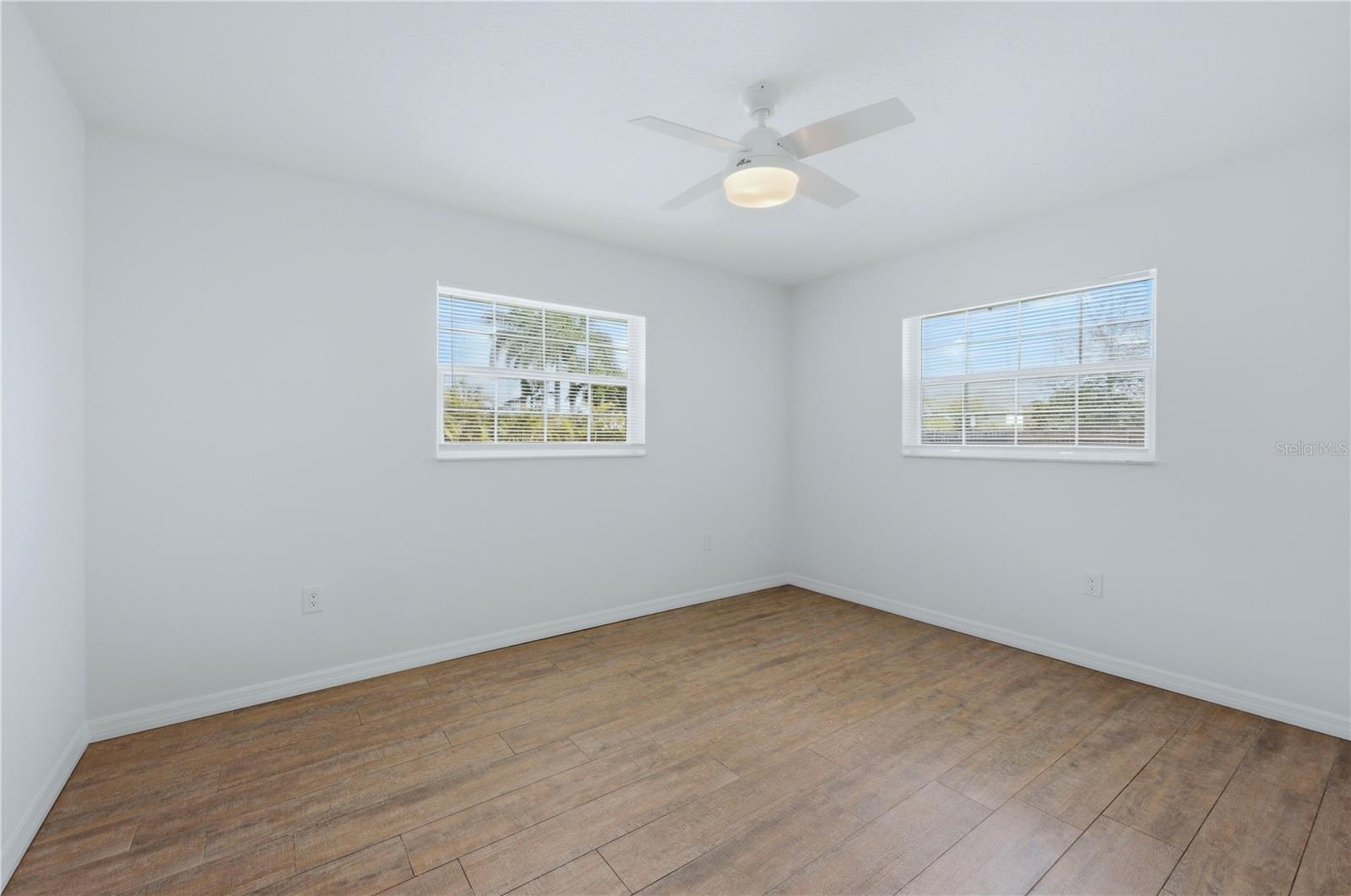 SARASOTA VENICE CO 11 37 18 - Residential