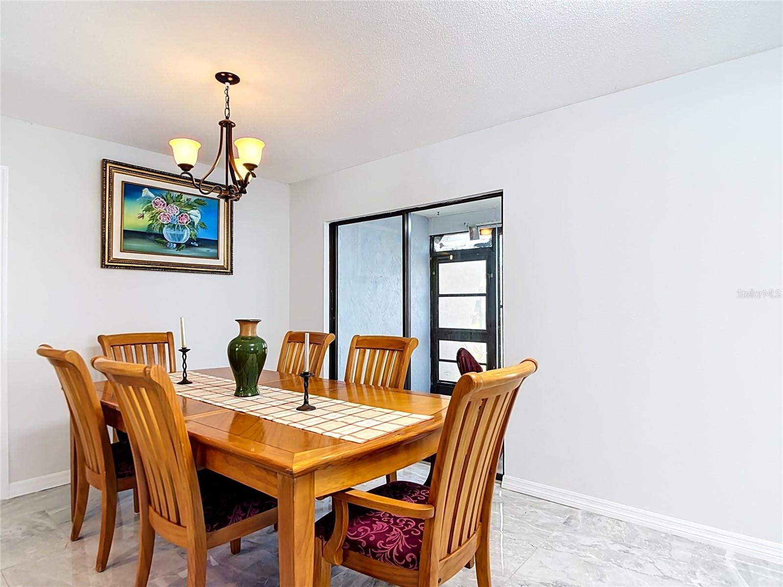 Search Properties for Sale 4 1716 LAKESIDE DRIVE 1714B