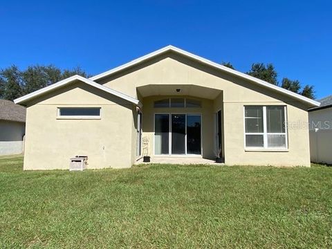 A home in VALRICO