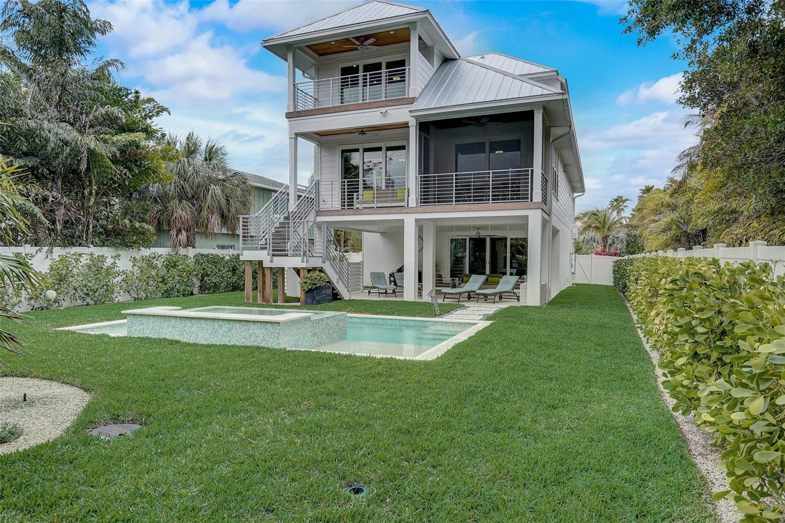 ANNA MARIA BEACH - Residential