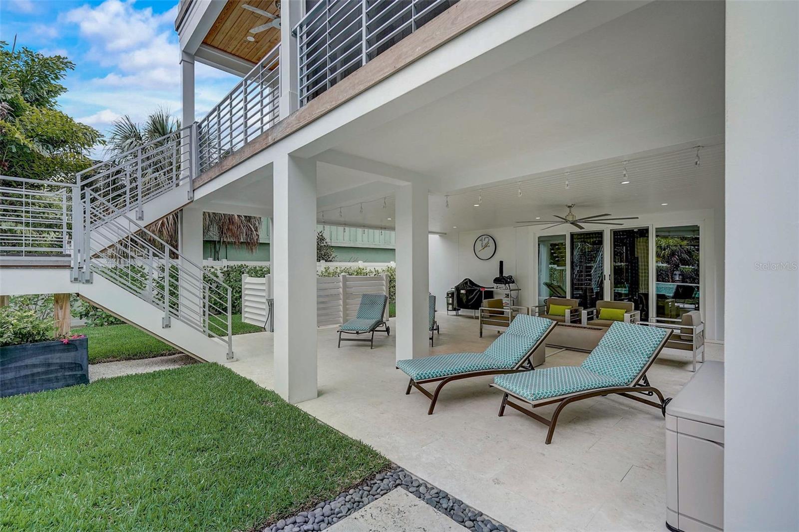 ANNA MARIA BEACH - Residential