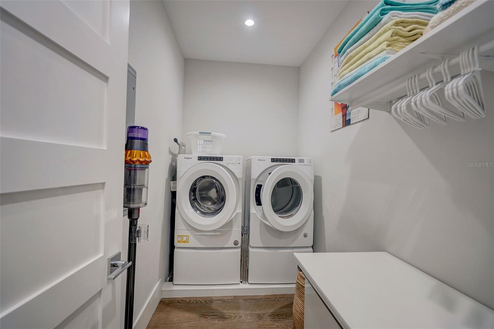 ANNA MARIA BEACH - Residential