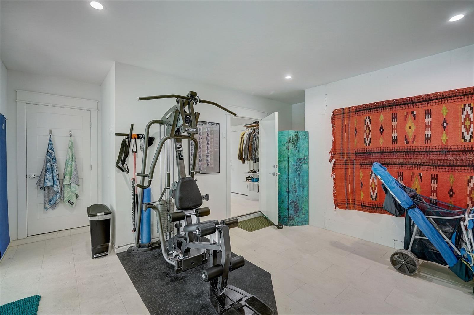 ANNA MARIA BEACH - Residential