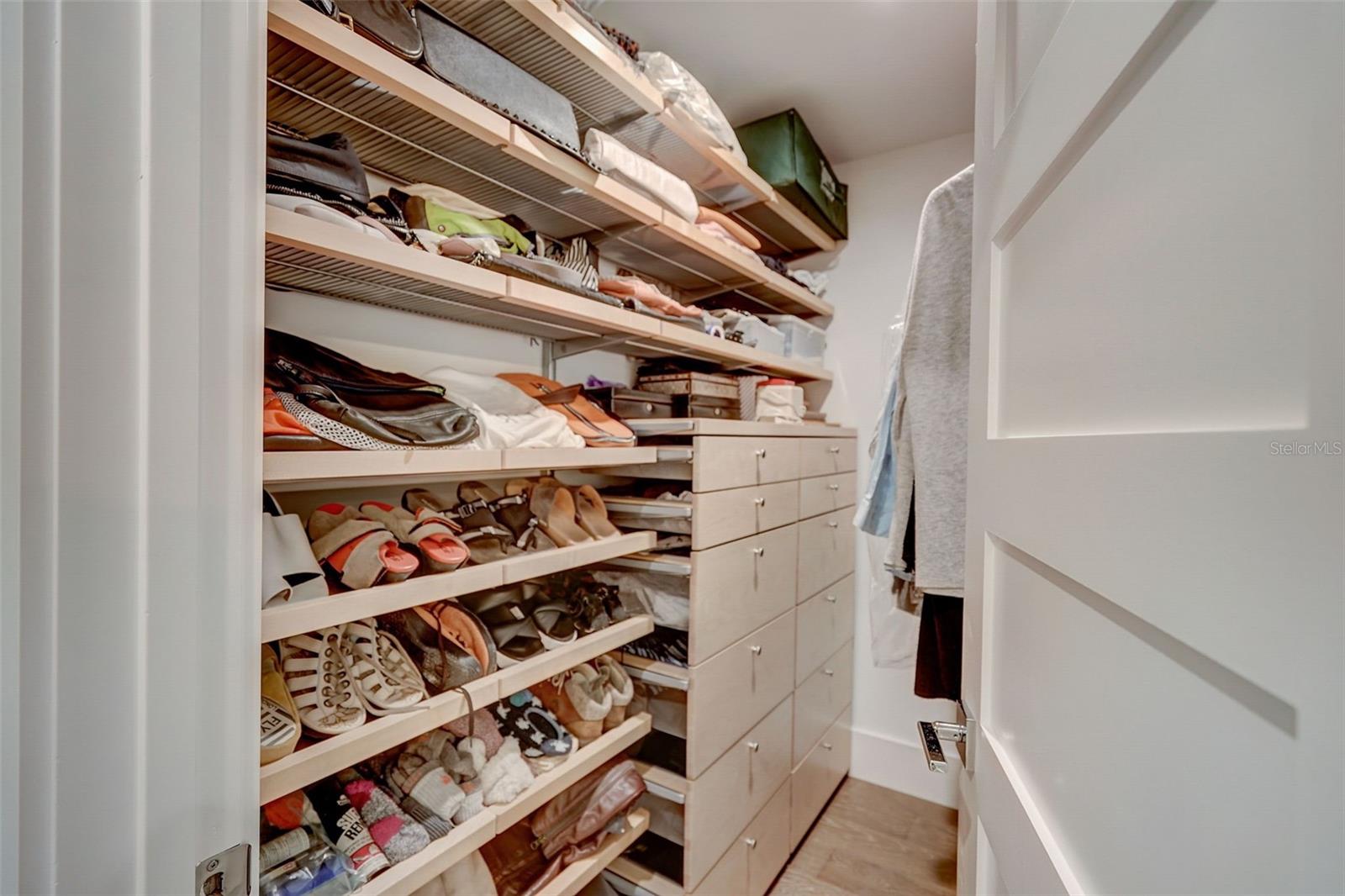 ANNA MARIA BEACH - Residential