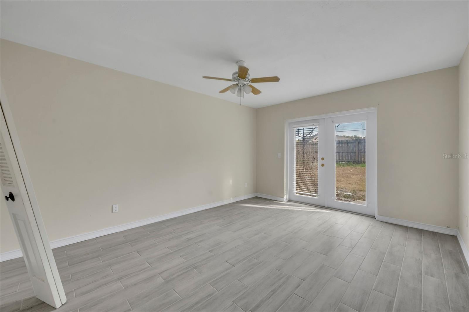 SHADOW HILL - Residential