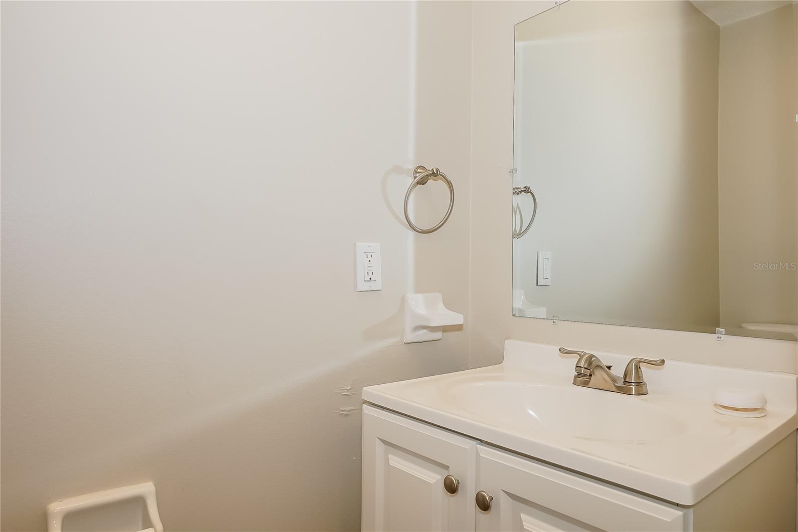 RAVENWOOD - Residential Lease