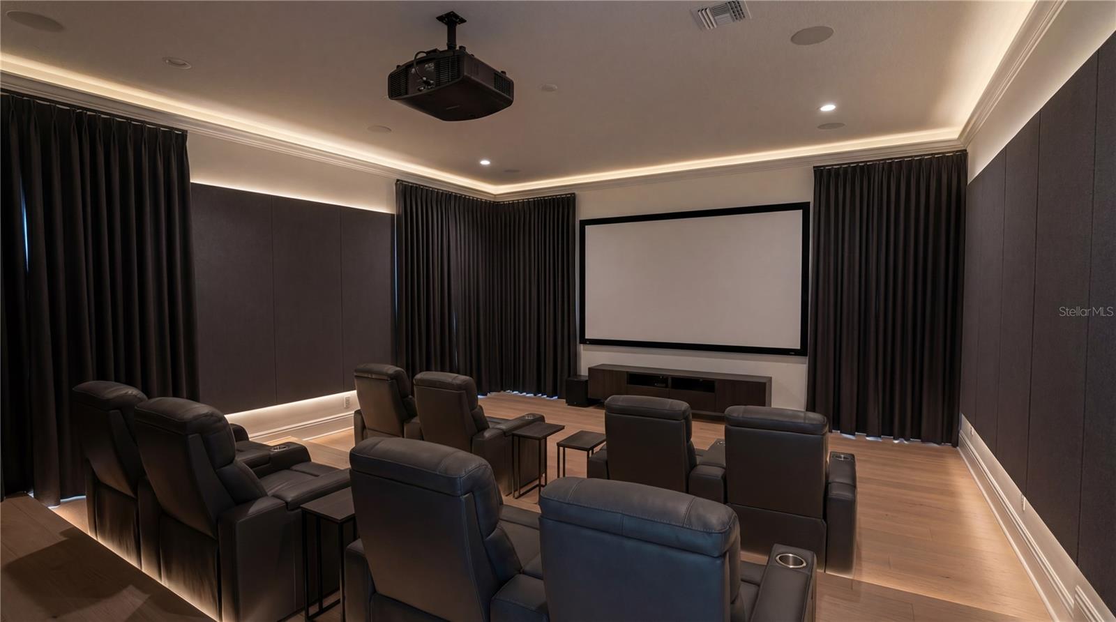 LAUREL POINTE PH 3 - Residential