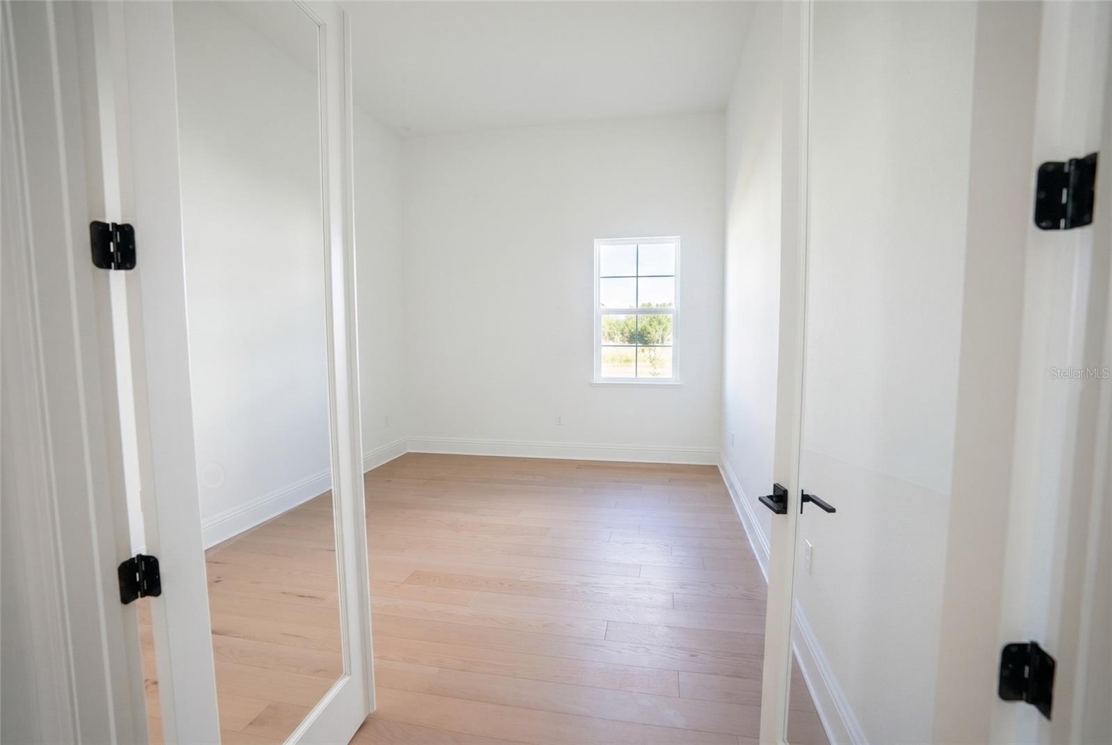 LAUREL POINTE PH 3 - Residential