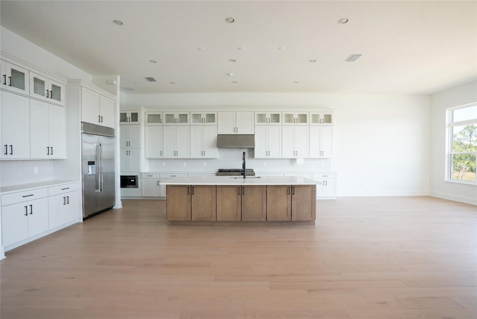 LAUREL POINTE PH 3 - Residential