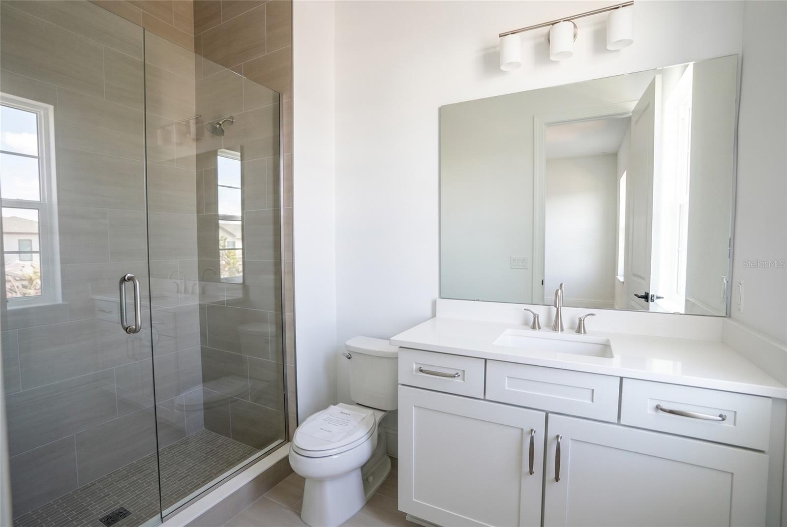 LAUREL POINTE PH 3 - Residential