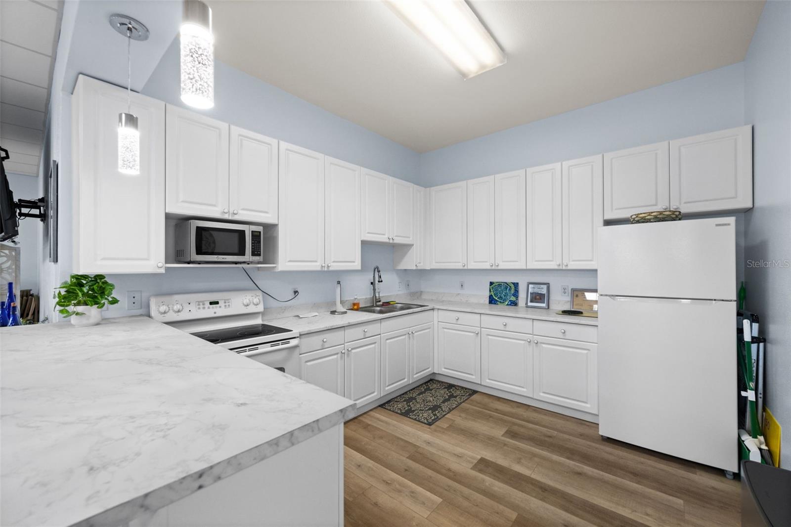 RESIDENCES AT GONDOLA PARK - Residential Lease