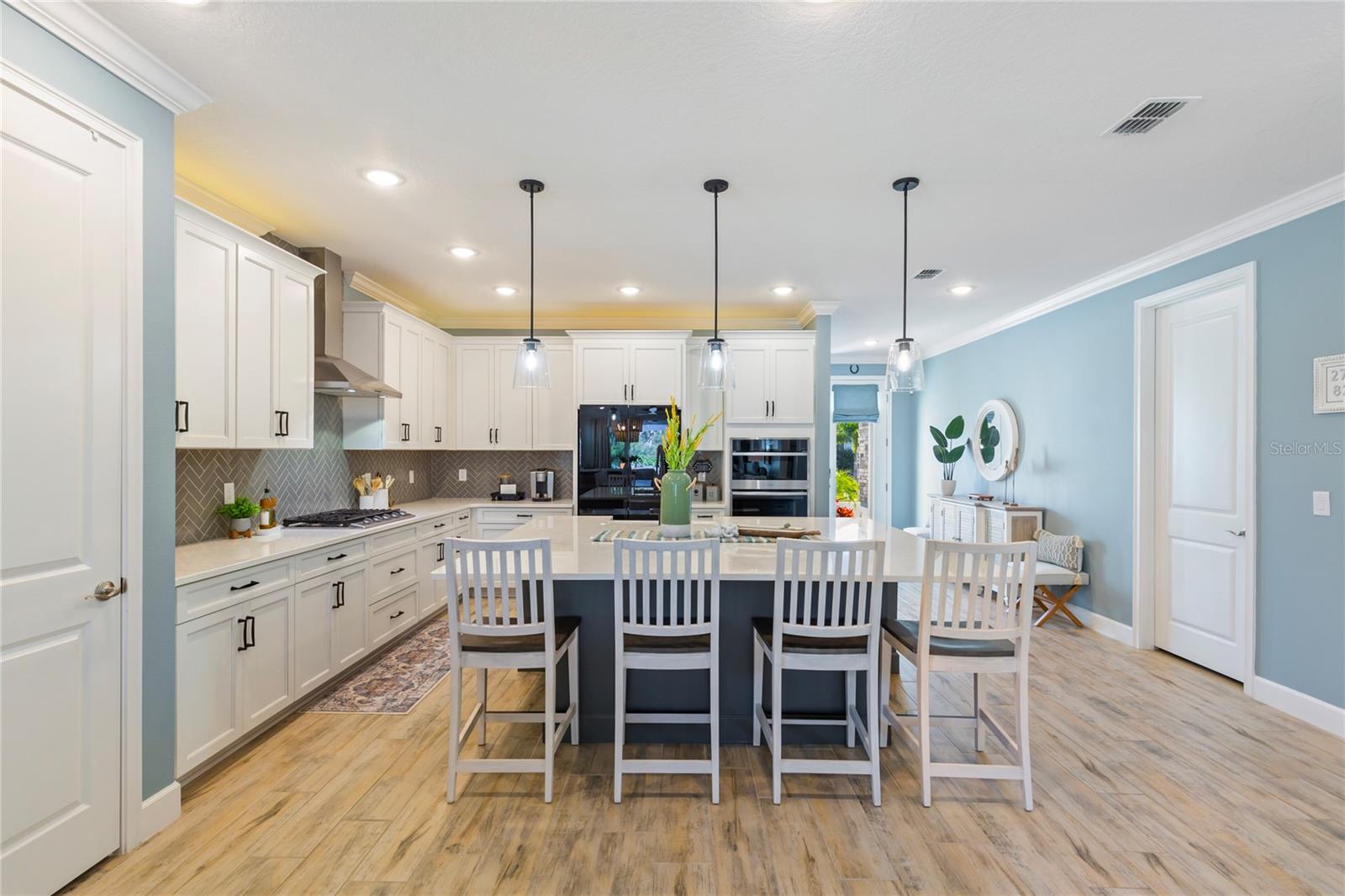 MARISOL POINTE - Residential