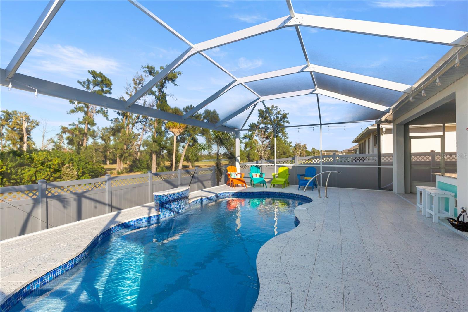 MARISOL POINTE - Residential