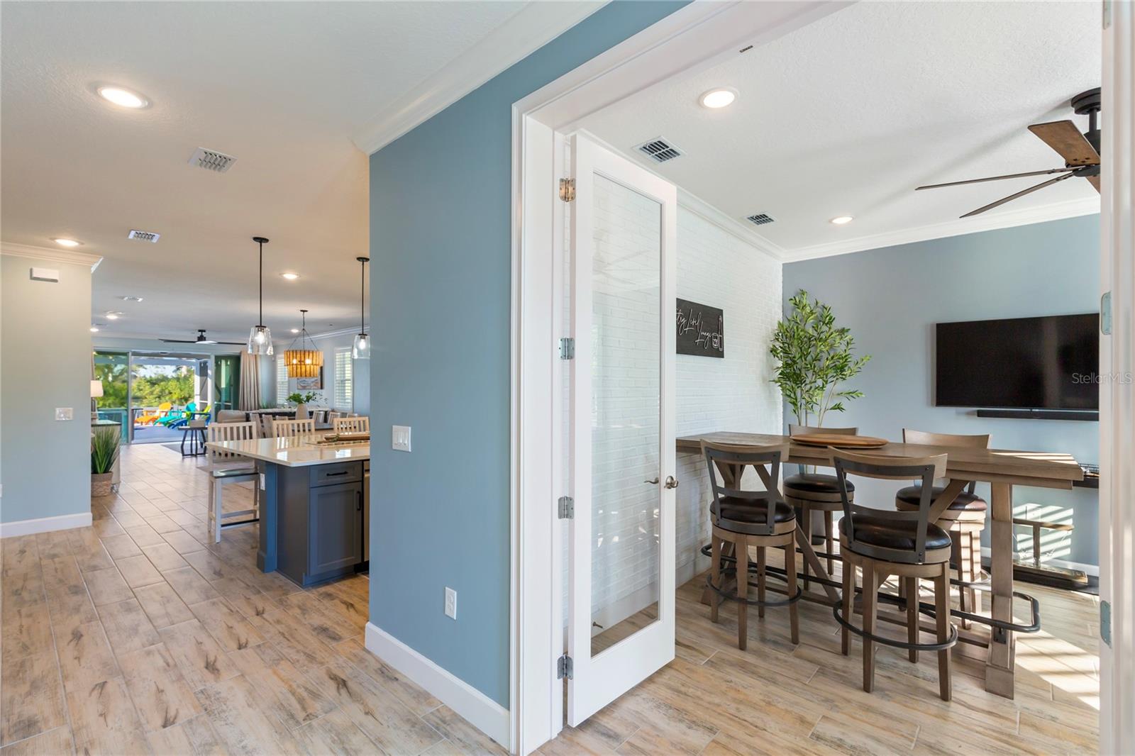 MARISOL POINTE - Residential