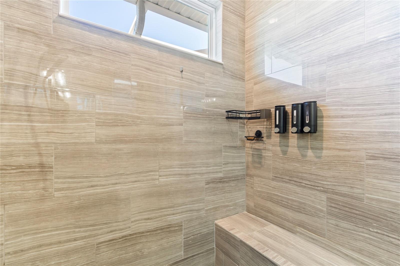 MARISOL POINTE - Residential