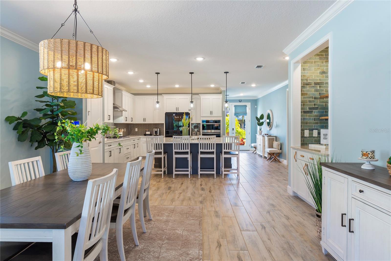 MARISOL POINTE - Residential