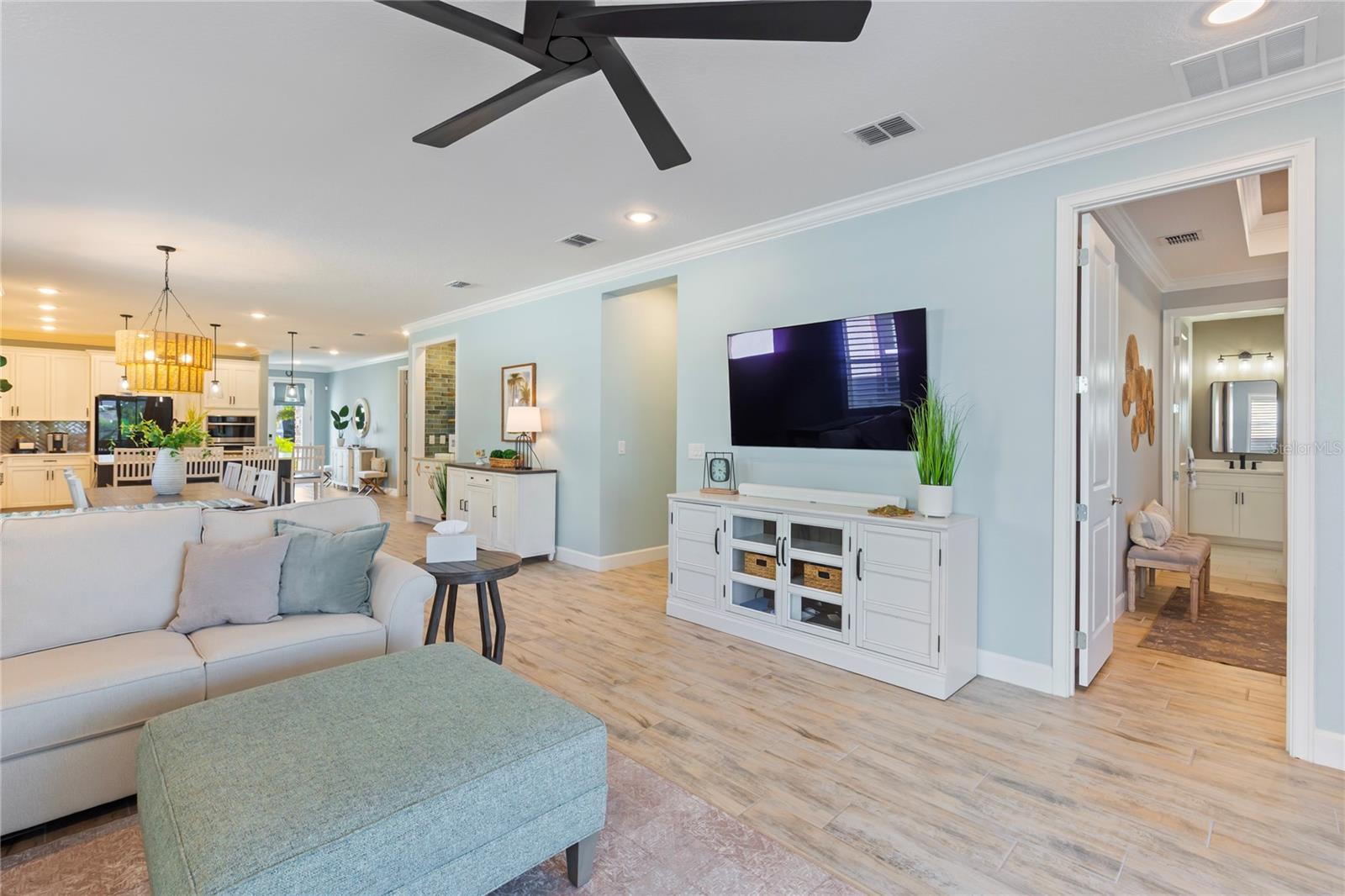 MARISOL POINTE - Residential