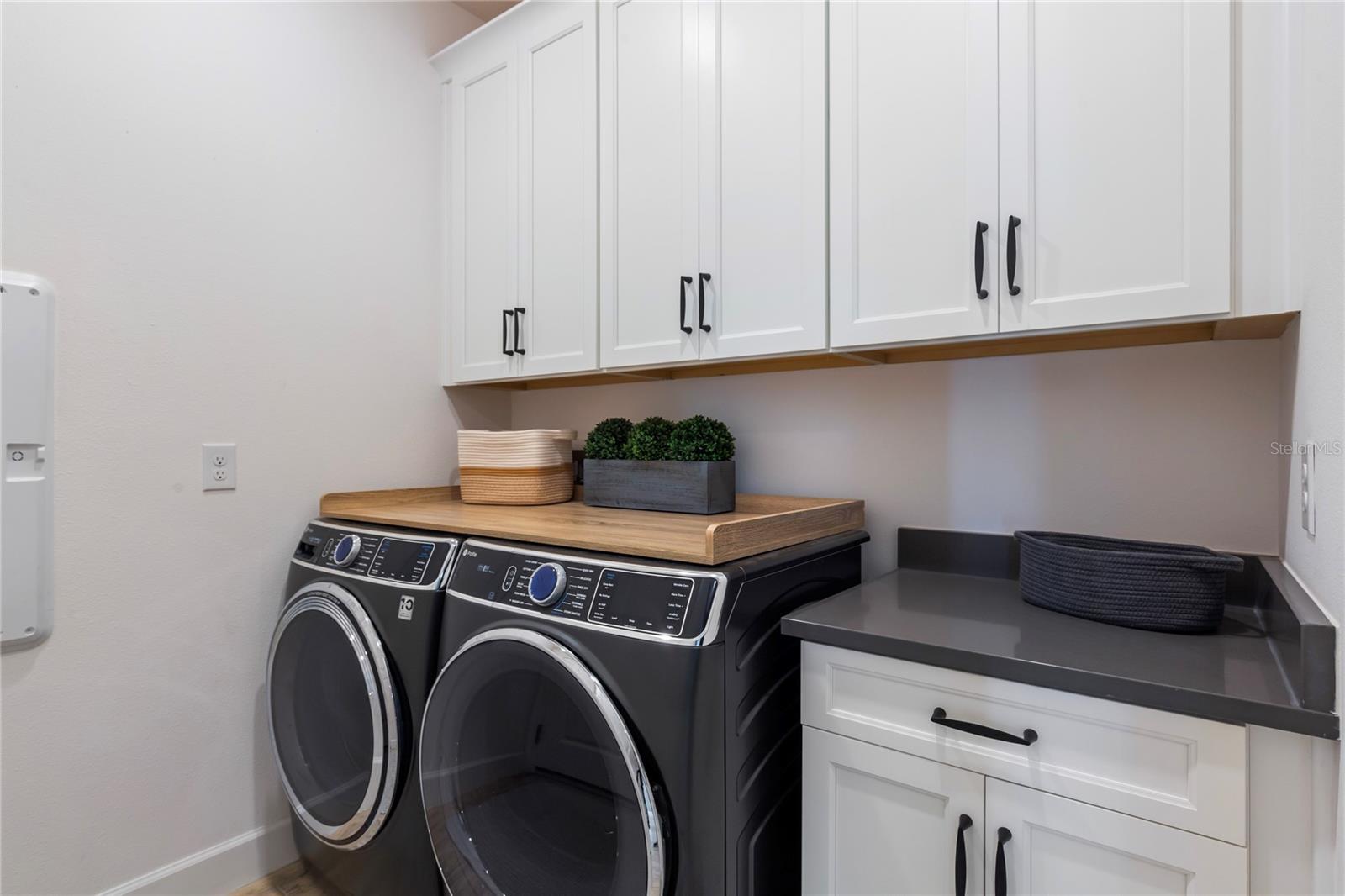 MARISOL POINTE - Residential