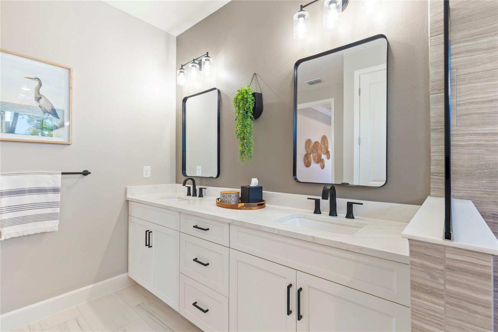 MARISOL POINTE - Residential