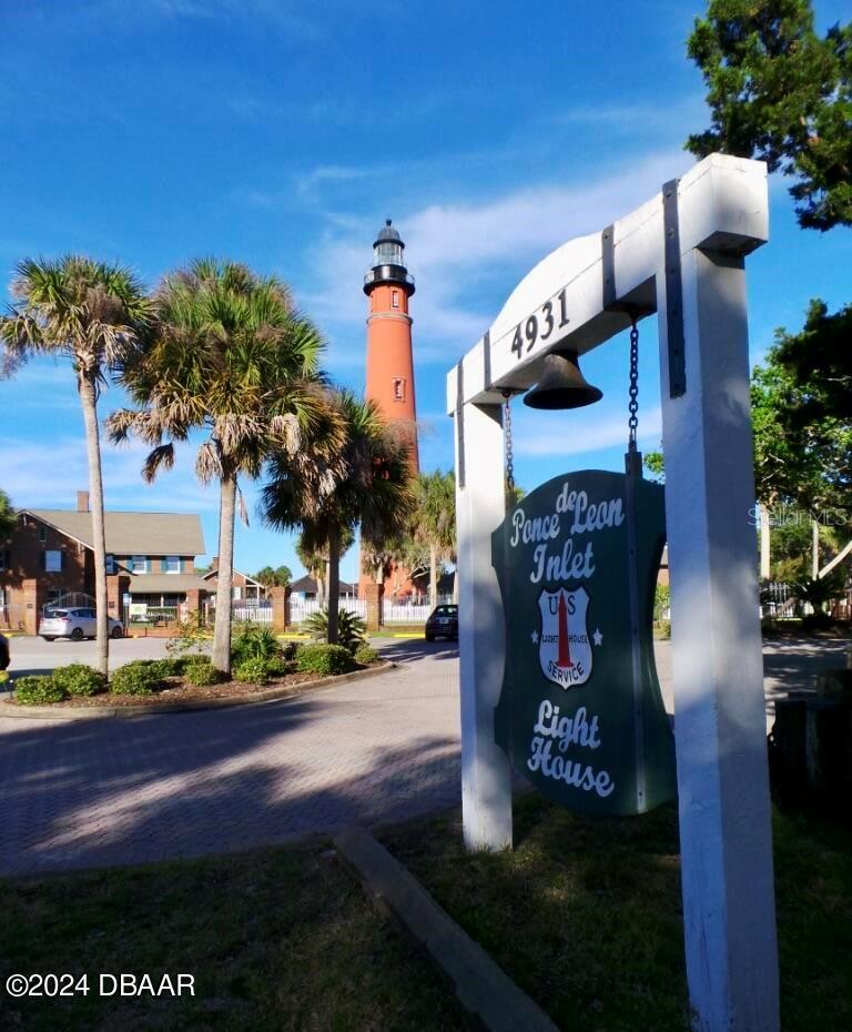 LIGHTHOUSE SHORES - Land