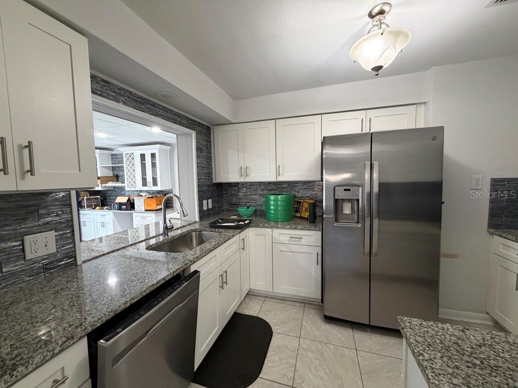 BILTMORE SHORES SEC 01 - Residential Lease