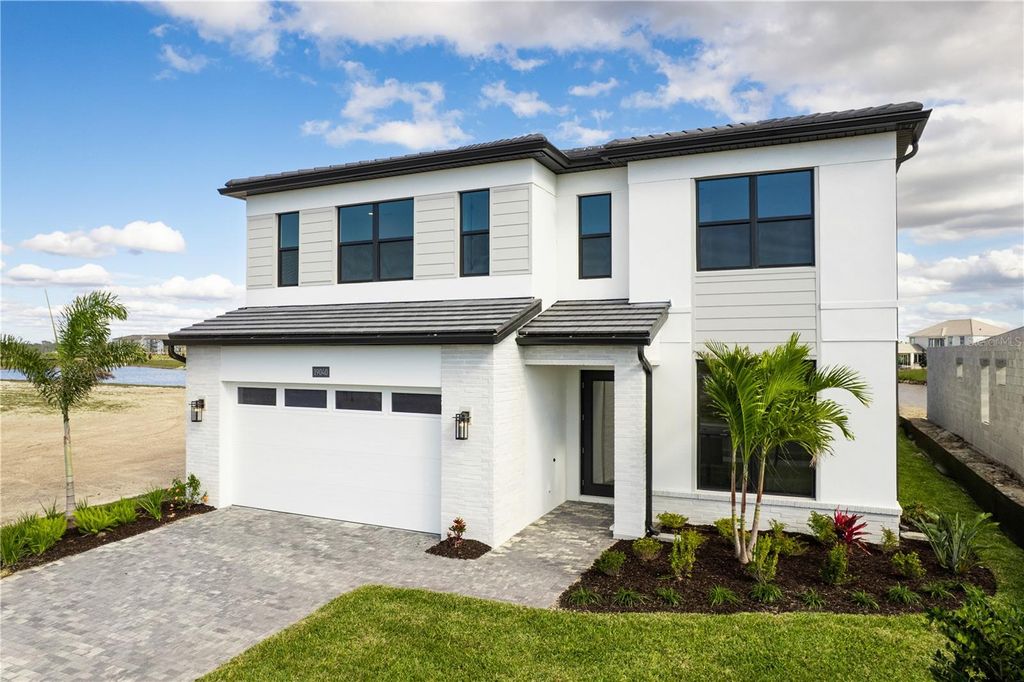 Photo of 19040 Wisdom Lane, Venice, FL 34293 (MLS # A4674191)