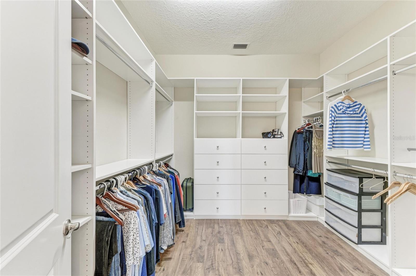 BELLACINA/CASEY KEY - Residential