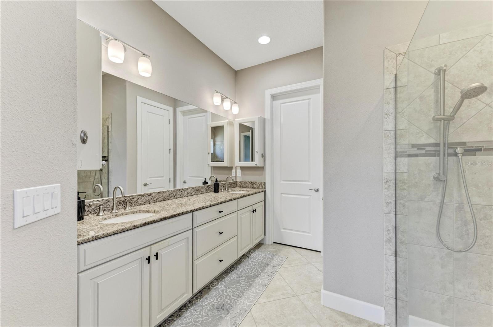 BELLACINA/CASEY KEY - Residential