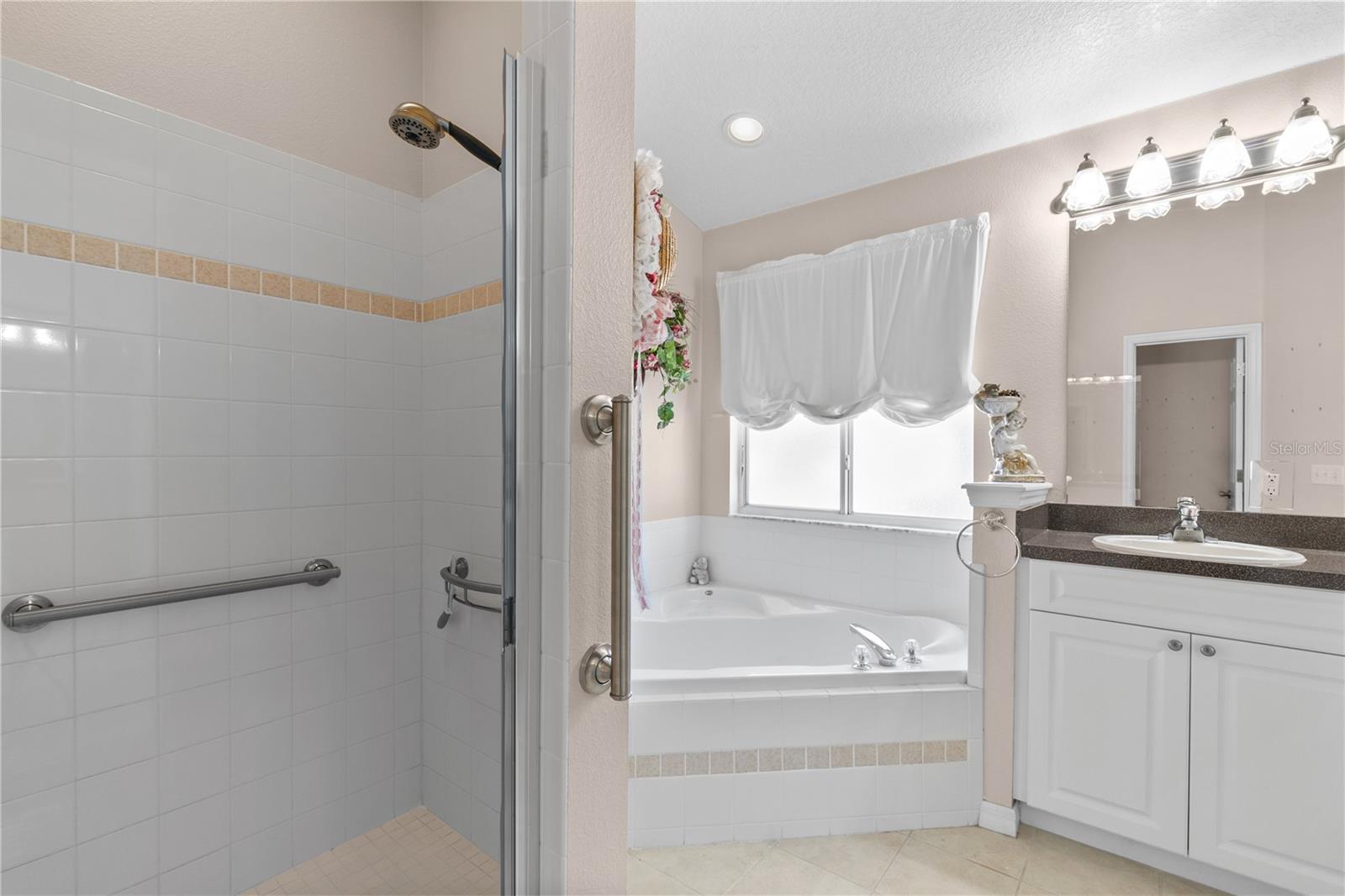 RAINTREE HARBOR SEC 02 - Residential