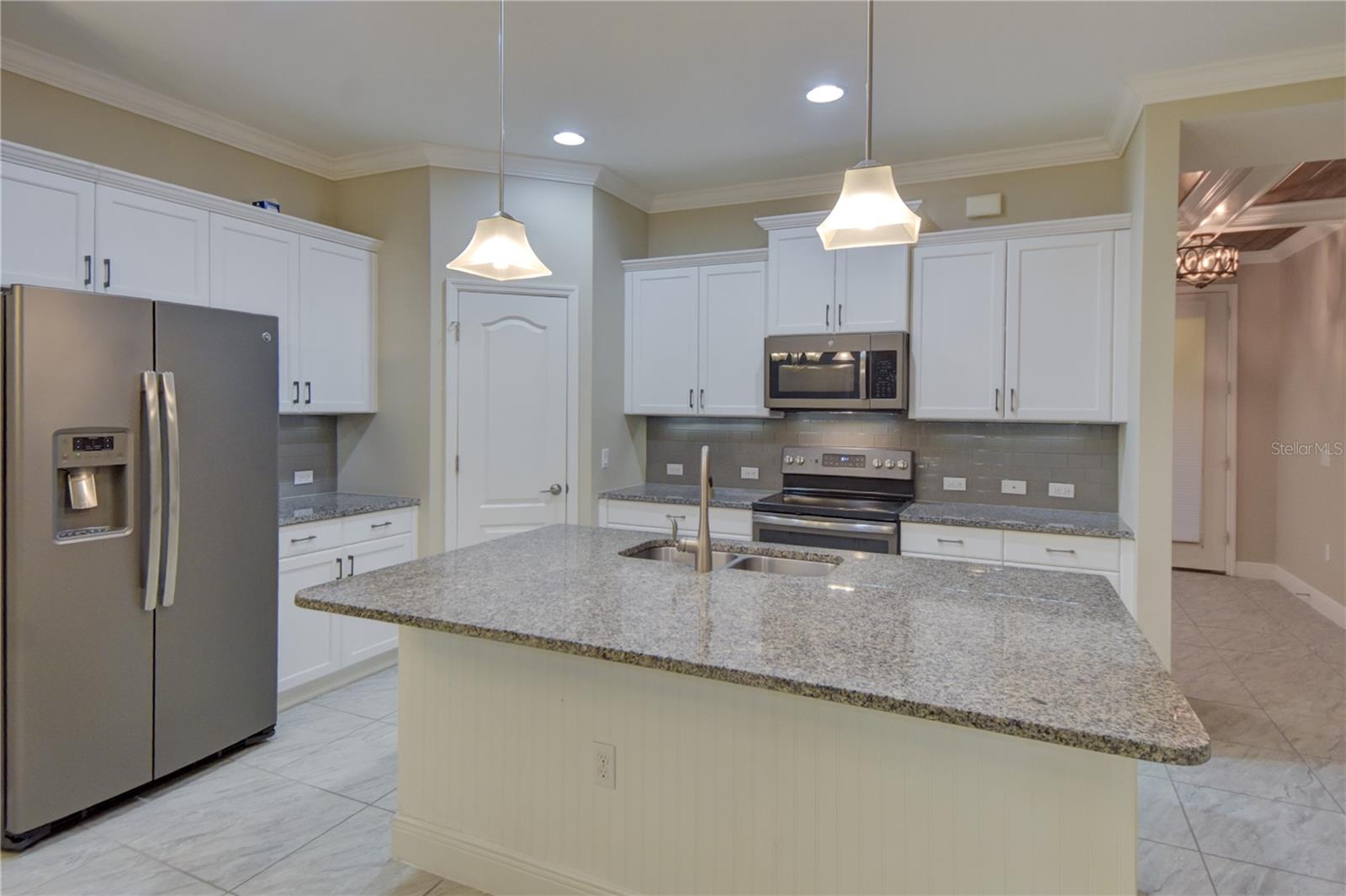 RIDGE AT CROSSING CREEK PH I - Residential Lease