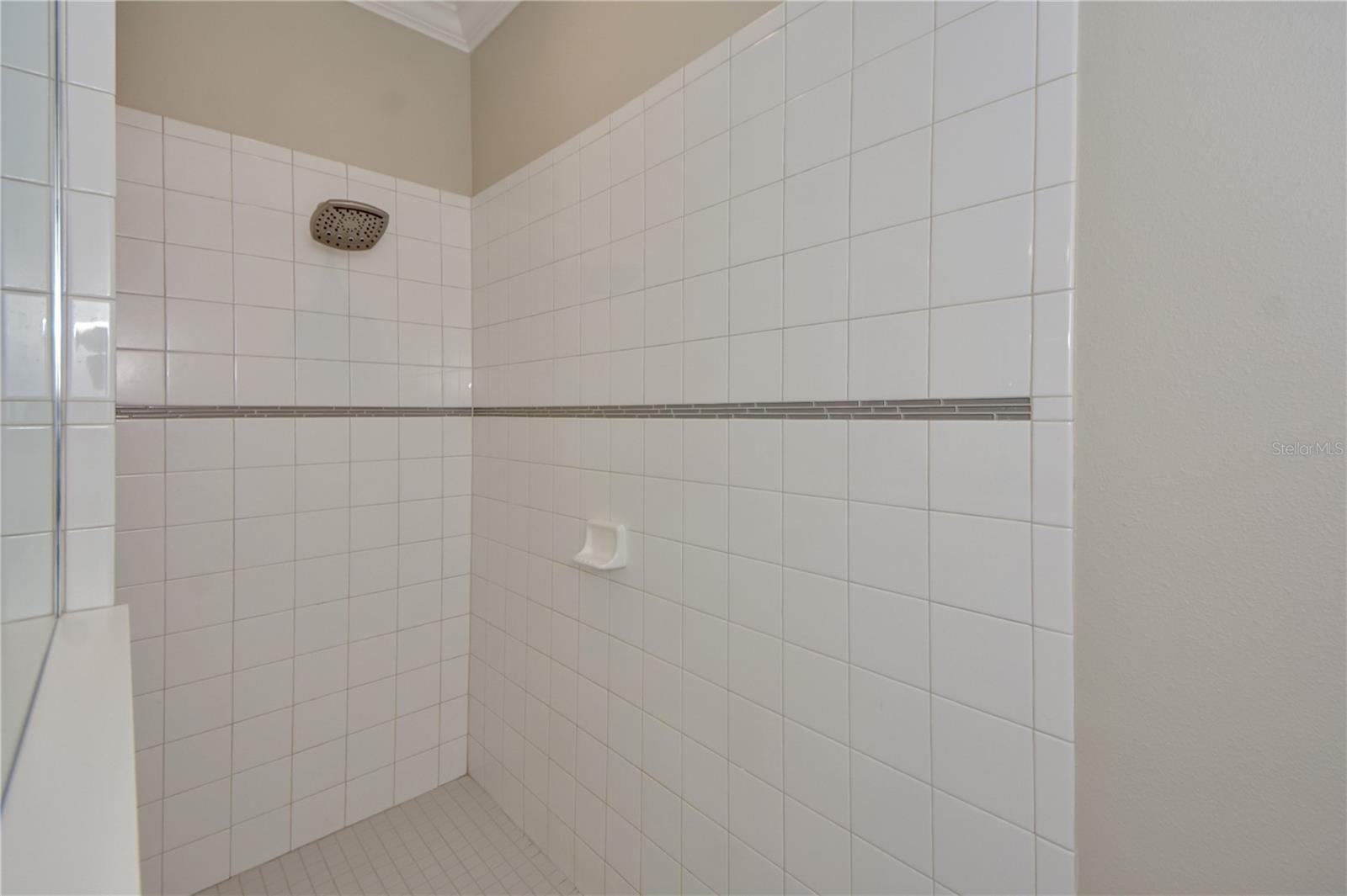 RIDGE AT CROSSING CREEK PH I - Residential Lease