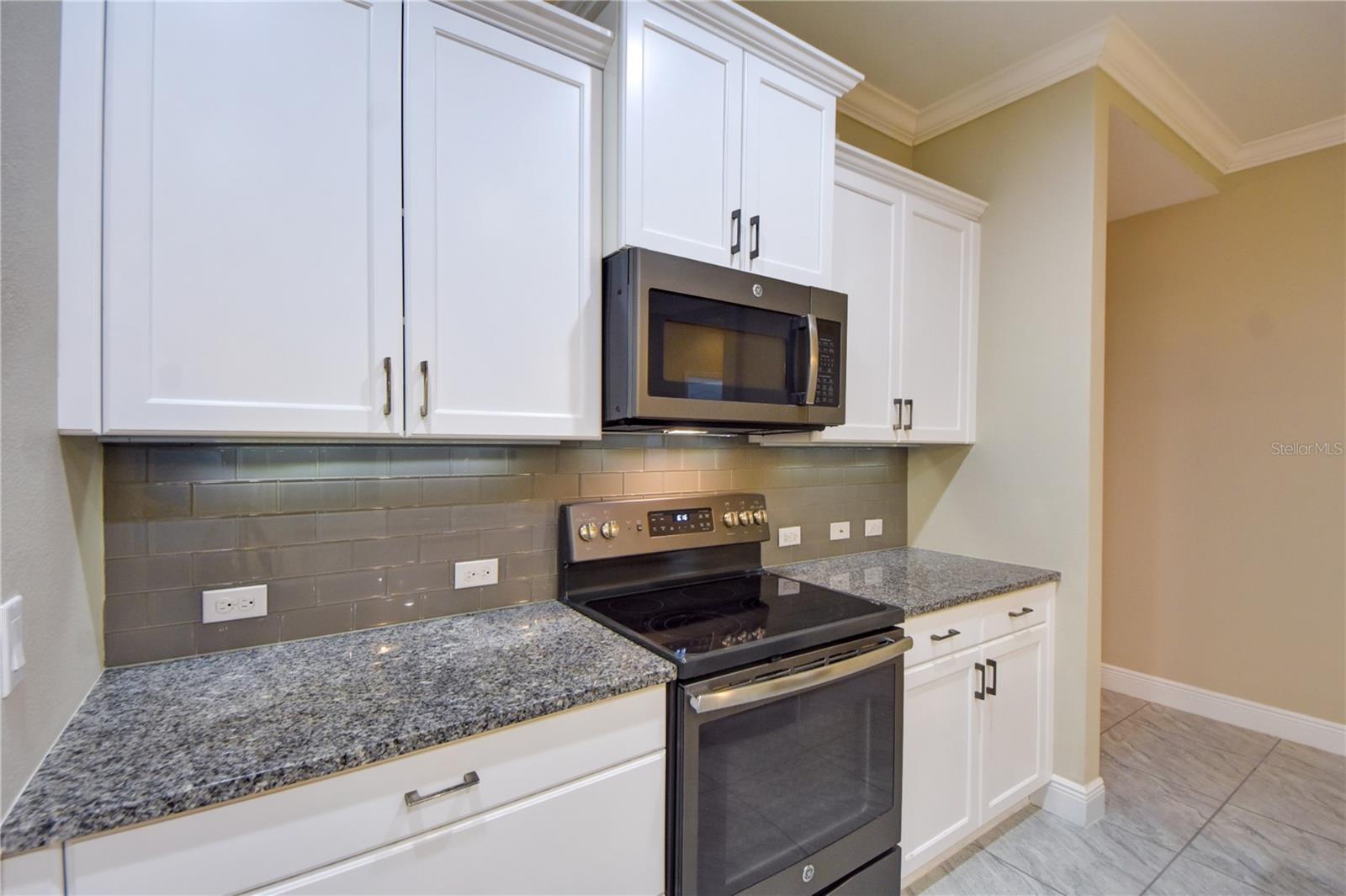 RIDGE AT CROSSING CREEK PH I - Residential Lease