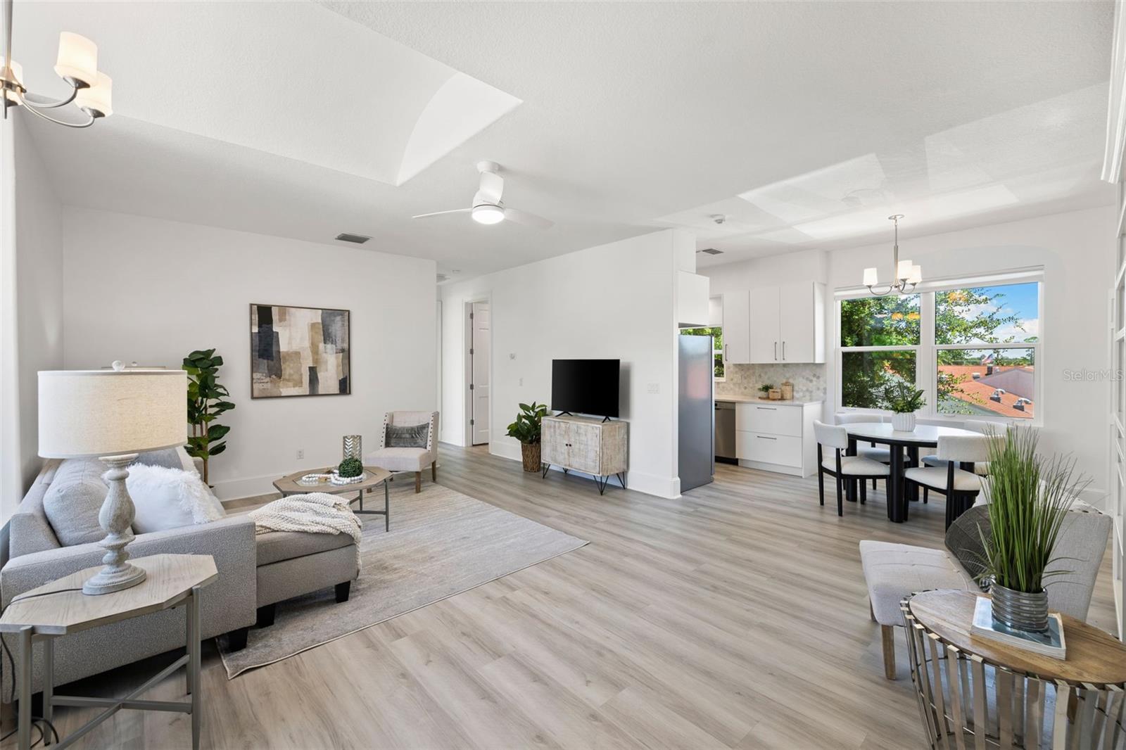 LANDMARK RESERVE - Residential